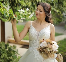 Lima Bloom Wedding Dress